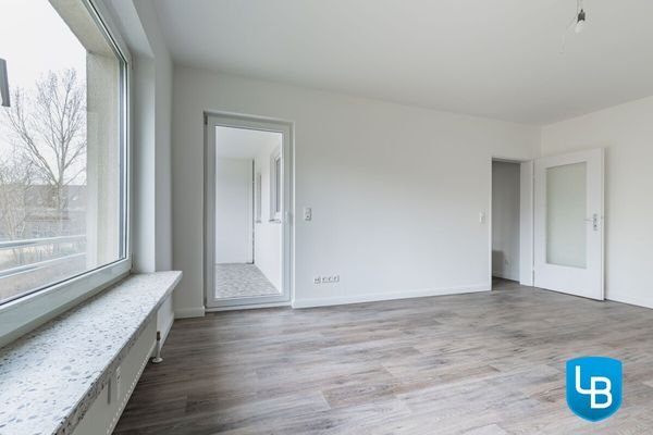 ..mit Zugang zum Balkon