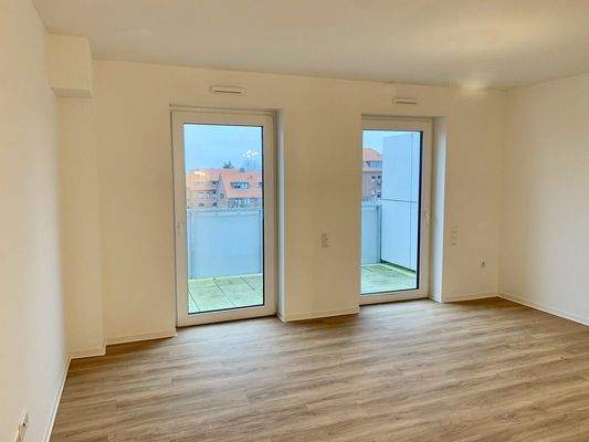 27. Whg 32, 1-Zimmer-Whg, Wohnzimmer, Küche 3