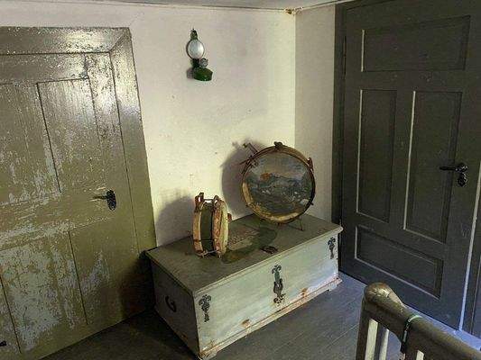 46 Diele im 1. Obergeschoss (3).jpg