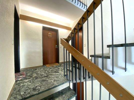 Gepflegtes Treppenhaus