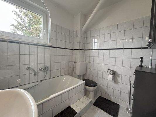 Badezimmer 1. OG