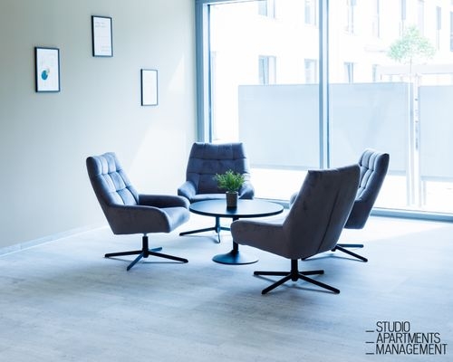 Eingangsbereich 2.jpg