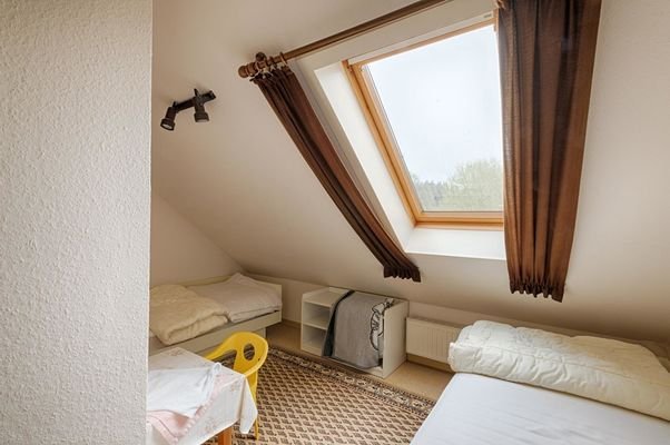 OG Schlafzimmer 1