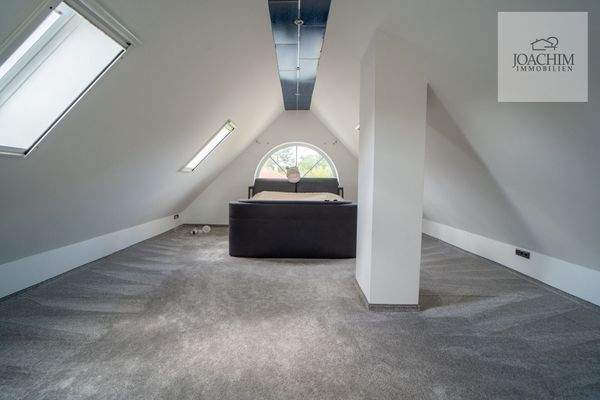 Schlafzimmer Dachgeschoss