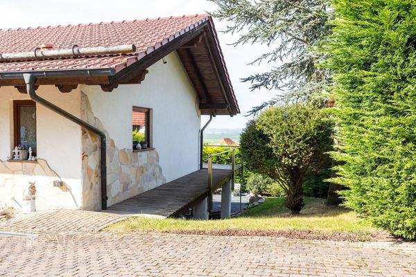 umlaufende Terrasse 