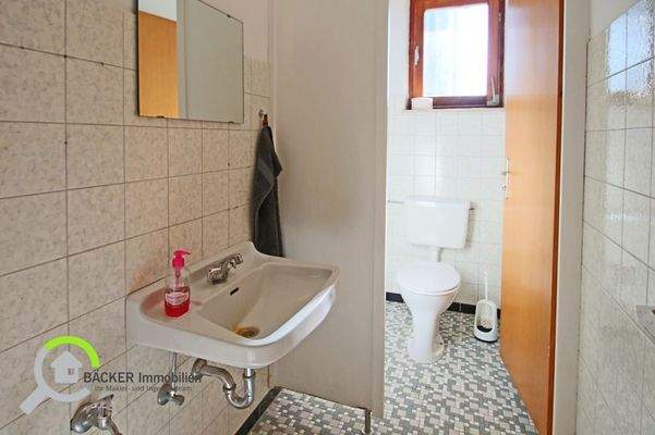 EG Wohnung Gäster WC