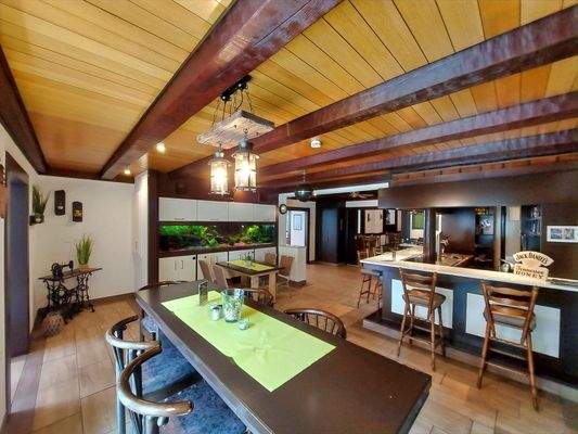 Gaststube mit Tresen - Ansicht I