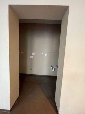 9 - Nebenraum Ladenfläche