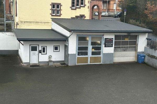 Vermietete Werkstatt mit stabilen Einnahmen