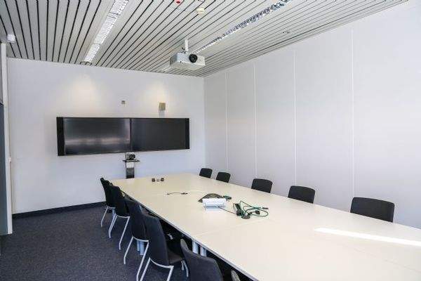 Büro/-Konferenzraum