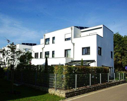 Doppelhaushälfte &quot;am Dechbettener Weinberg&quot;