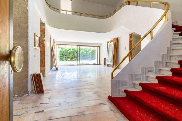 großzügiger Eingangsbereich