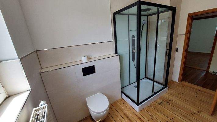 Duschbad im Obergeschoss