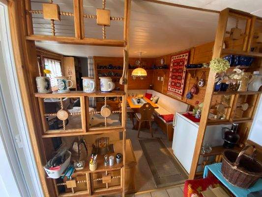 Garderobe und Raumteiler (1).jpg