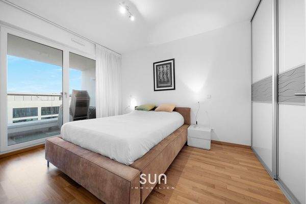 SCHLAFZIMMER MIT LAGGIA ZUGANG 