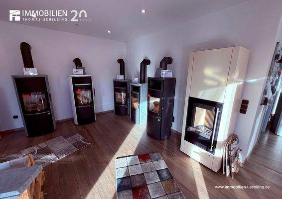 G2602 ・Verkaufsraum/Kaminstudio