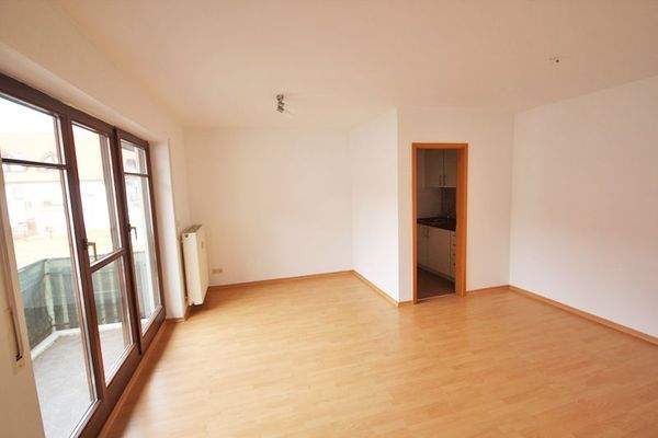 Wohnzimmer Ansicht 1