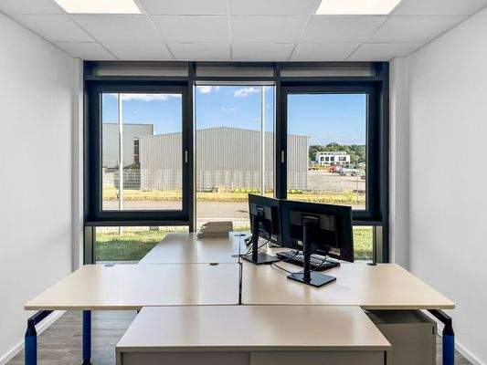 möblierte Bürofläche