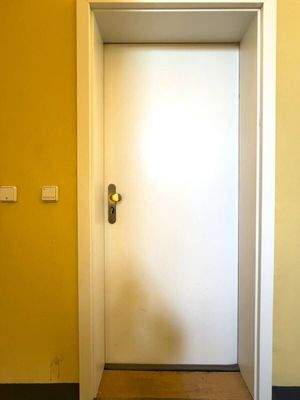 Wohnungseingangstür EG - Bahnhofstraße 13