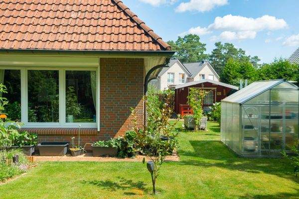 Schöner Garten für Ihre Kinder