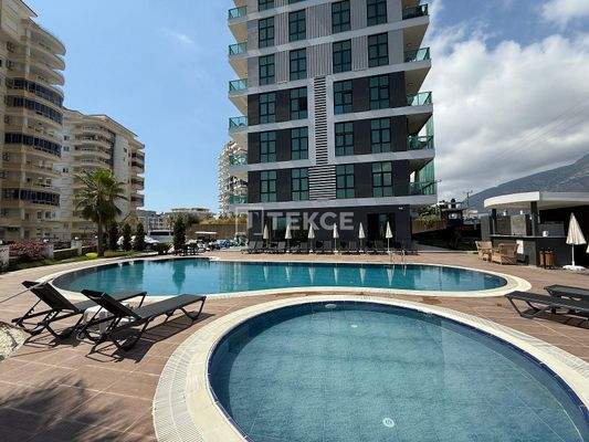 Sea and City View Real Estate in Alanya Mahmutlar