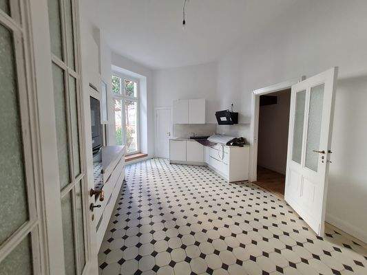 sehr große Wohnküche.jpg