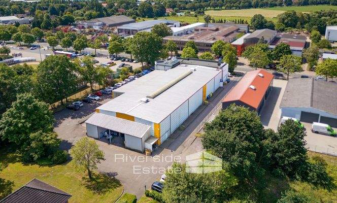 Exklusive Gewerbehalle im Gewerbegebiet Oyten