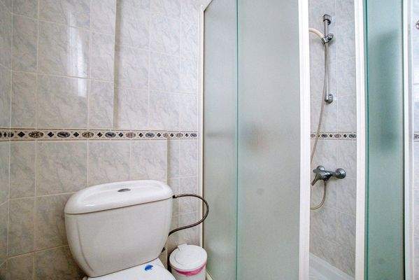 680745-detached-villa-for-sale-in-kato-paphos-univ