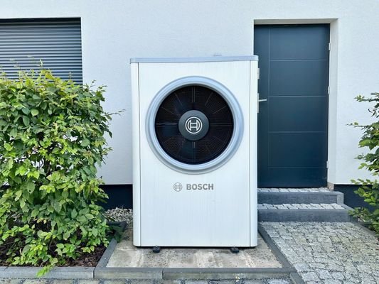 hochwertige Wärmepumpe, daher Effizienzklasse A+