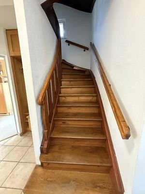 Treppe zum OG