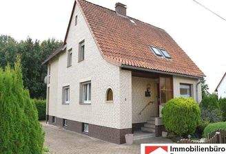 Vorderansicht mit Eingang.jpg