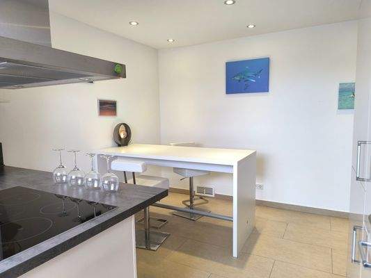 Küche m. Essbereich