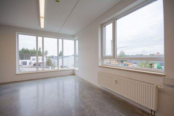 Lichtdurchflutete Arbeitsräume