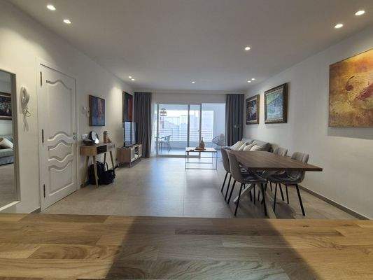 Wohn - und Essbereich