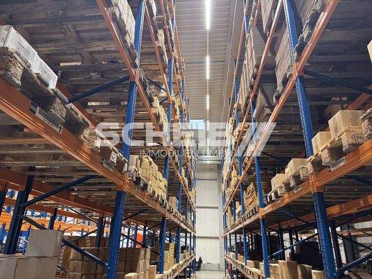 bis zu 10 Metern Raumhöhe