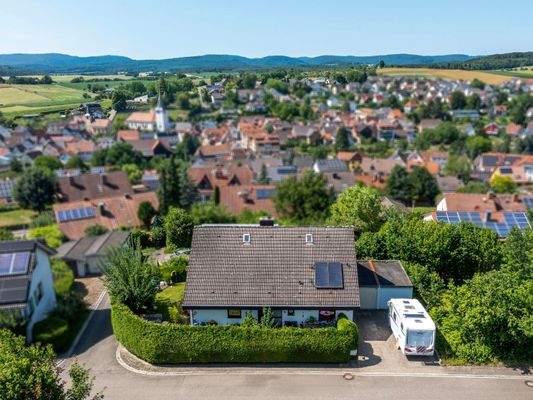 Hausansicht Vogelperspektive
