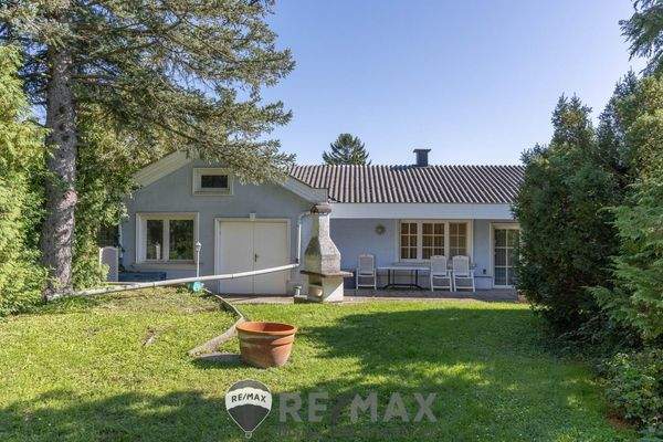 Garten - Hausrückansicht