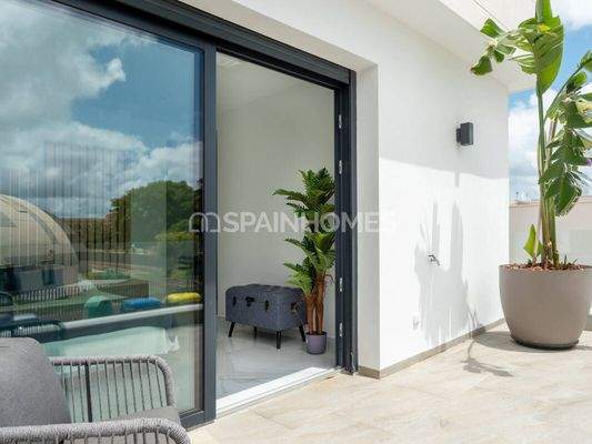 Spacious Semi Detached Homes with a Solarium in San Pedro