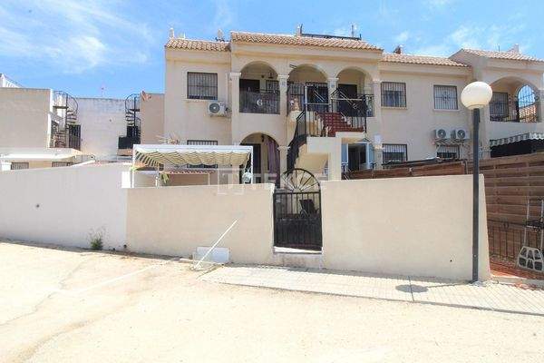 Mediterranean Style Duplex Apartment in La Zenia Alicante