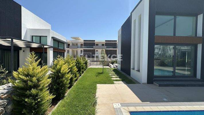 Detached Villas in Advanced Complex in North Cyprus Girne