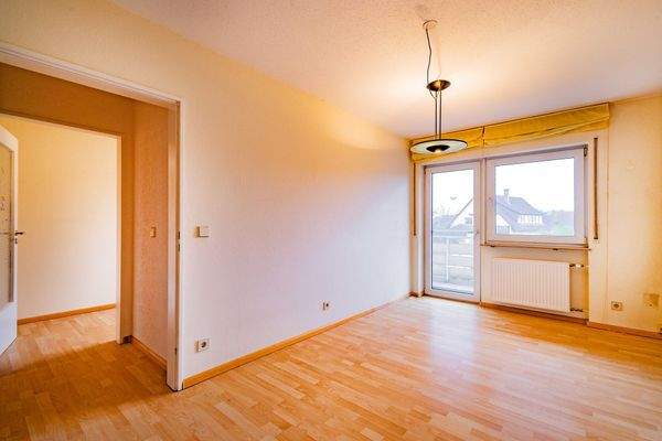 1.OG: Schlafzimmer mit Balkon