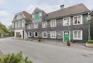 charmantes Wohn-und Geschäftshaus