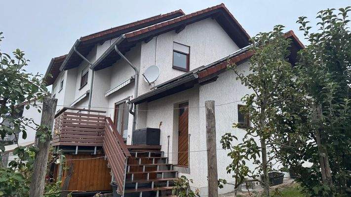 Vom Balkon in den Garten