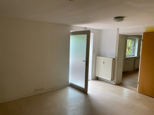 Kellerraum mit Zugang von außen.jpg