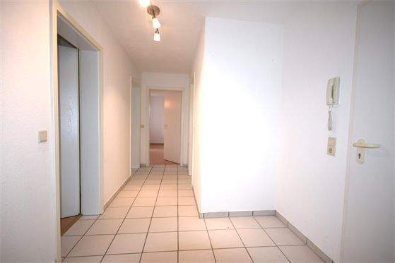 Eingangs- und Dielenbereich