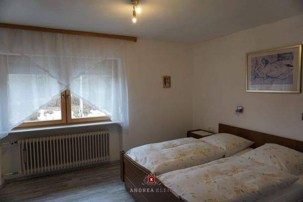 … 1 v. 2 SZ 1. Stock (Whg.  6)