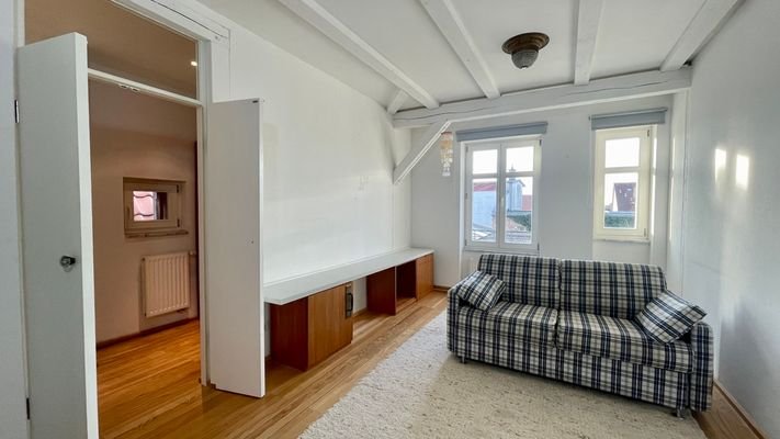 Schlafzimmer 2. OG Links