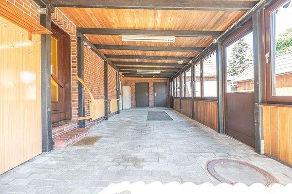 überdachter Bereich