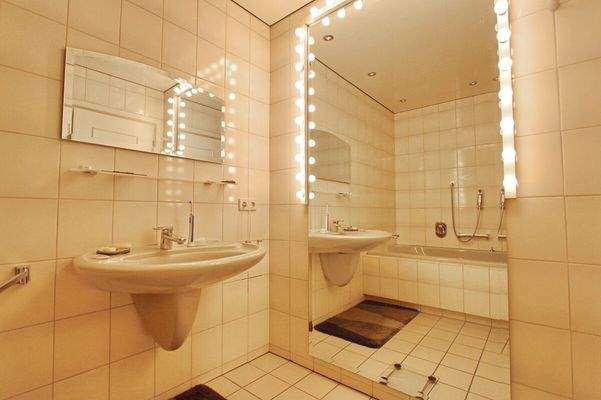 Badezimmer (2)