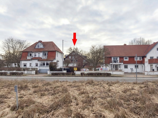 2. Reihe vom Ostseestarnd entfernt 